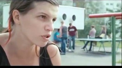 Alle sterben, ich nicht Trailer OV