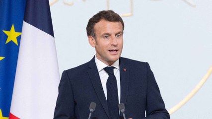 Emmanuel Macron chante en patois