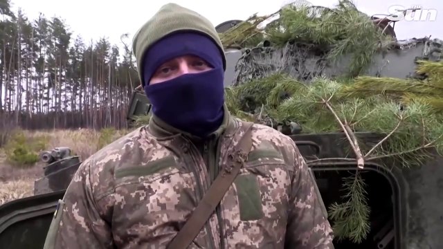 Ukrainian artillery fire towards Russian forces near Kyiv