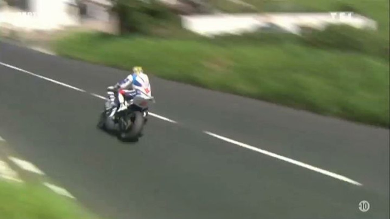 Zapping du 21/07 : Incroyable accident de moto