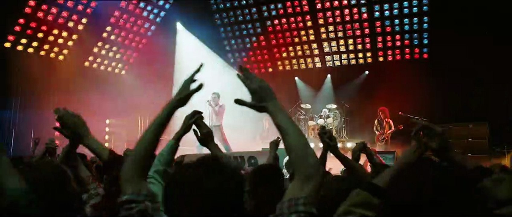 Bohemian Rhapsody Trailer (3) DF