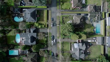 A Million Little Things Trailer OV