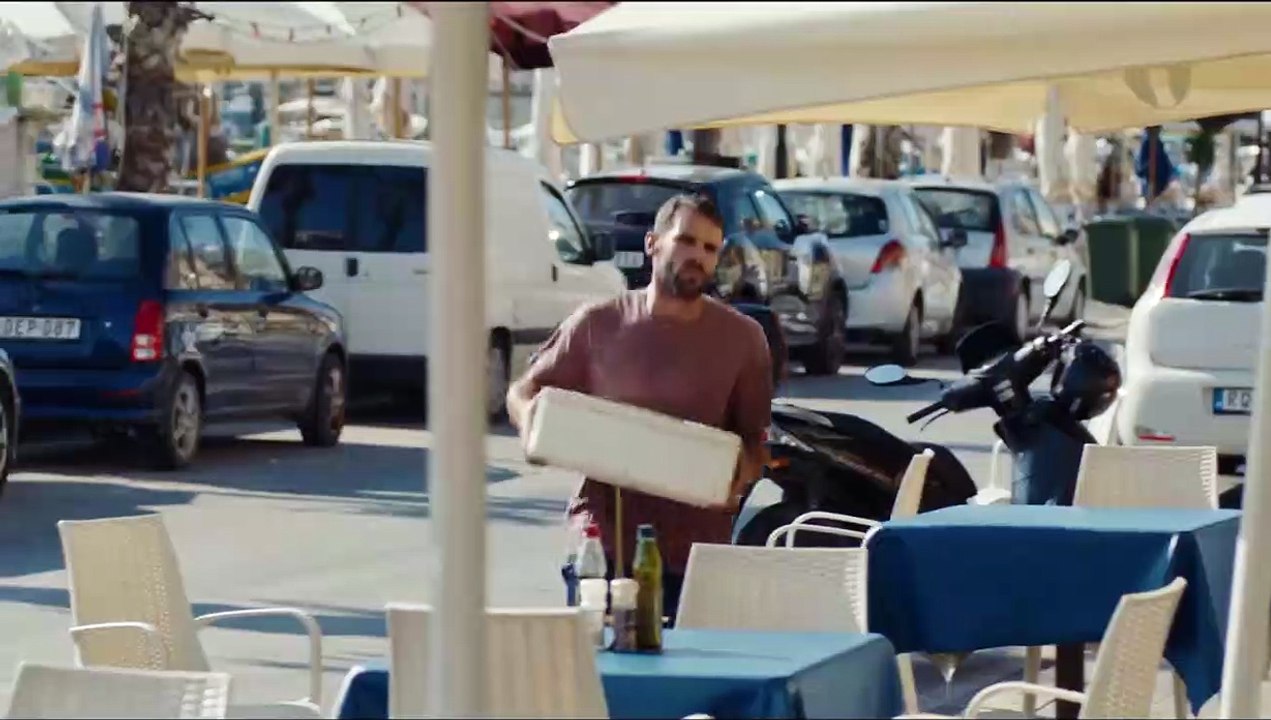 Luzzu Trailer OmeU