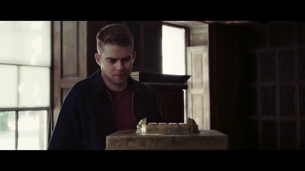 Jack in the Box Es lebt Trailer (2) OV video Dailymotion