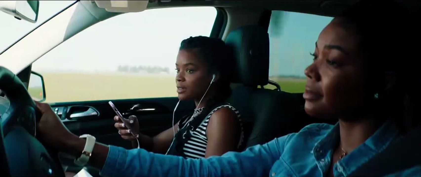 Breaking In Trailer DF