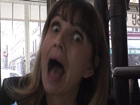 Le premier album Toc Toc Toc de la comédienne humoriste Axelle Laffont !