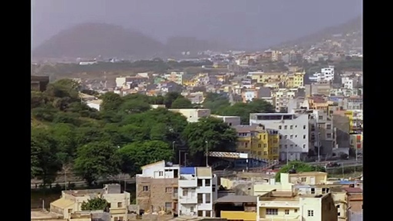 Djon África Trailer OmeU