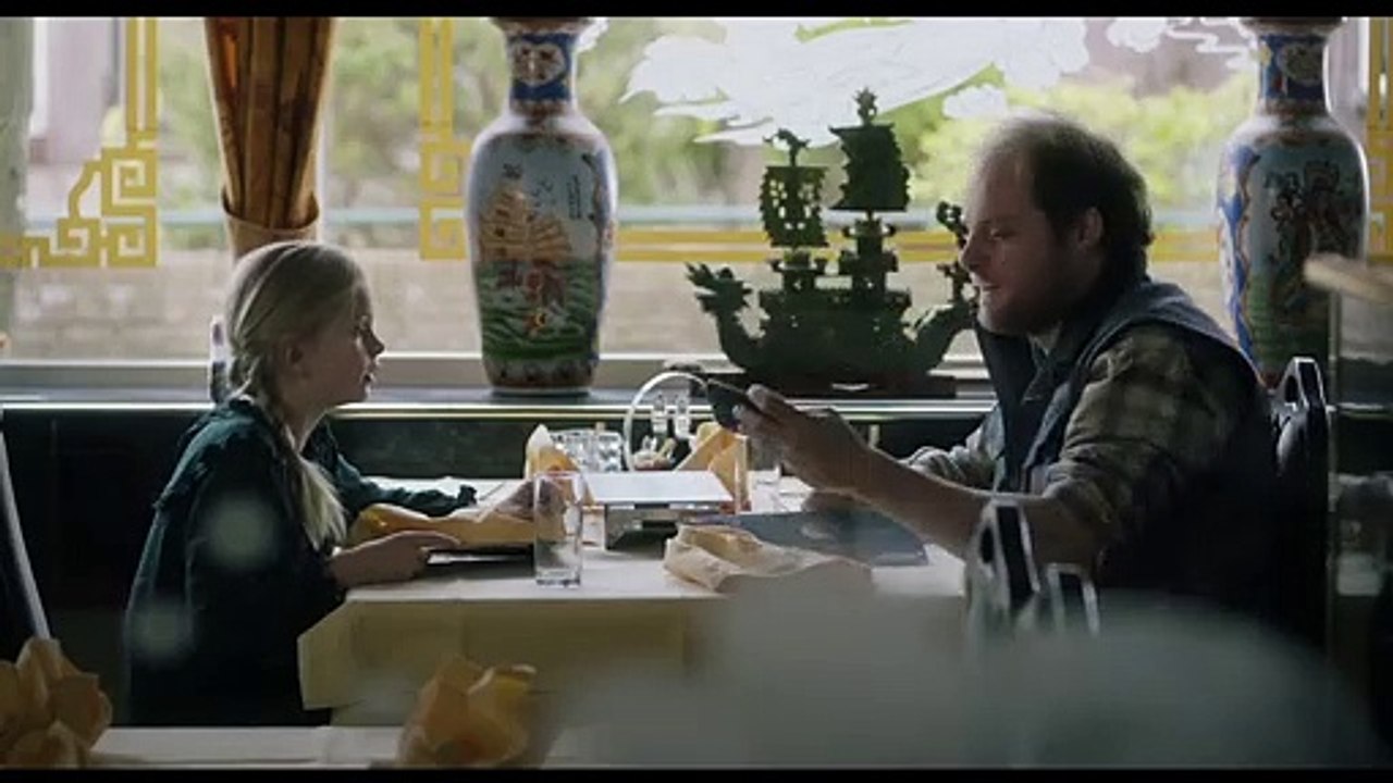 Romys Salon Trailer DF