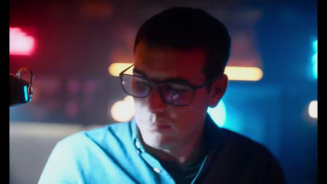 Cross The Line - Du sollst nicht töten Trailer DF