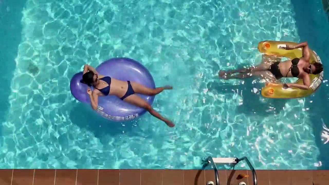 Born in Evin Trailer DF