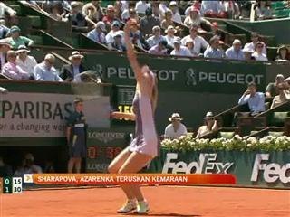 Sharapova, Azarenka teruskan kemaraan
