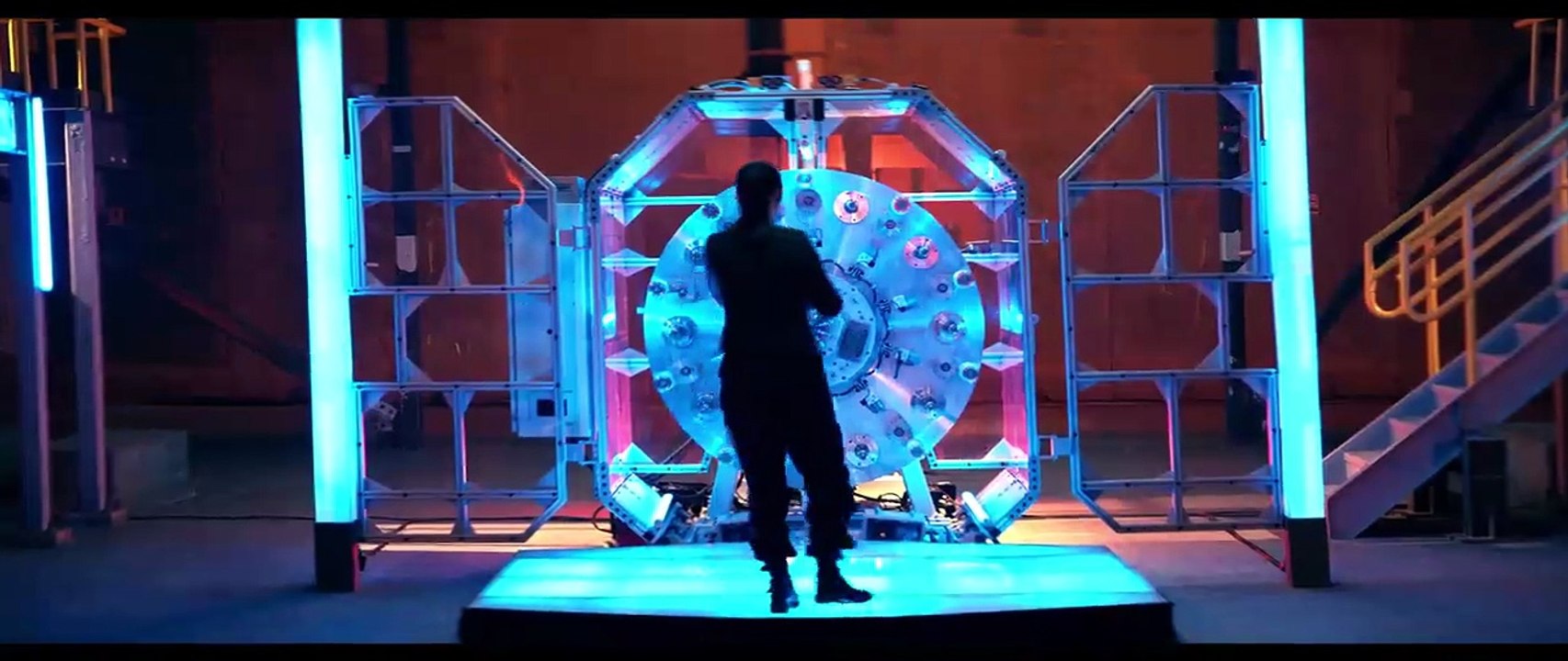 Cosmic Sin - Invasion im All Trailer DF