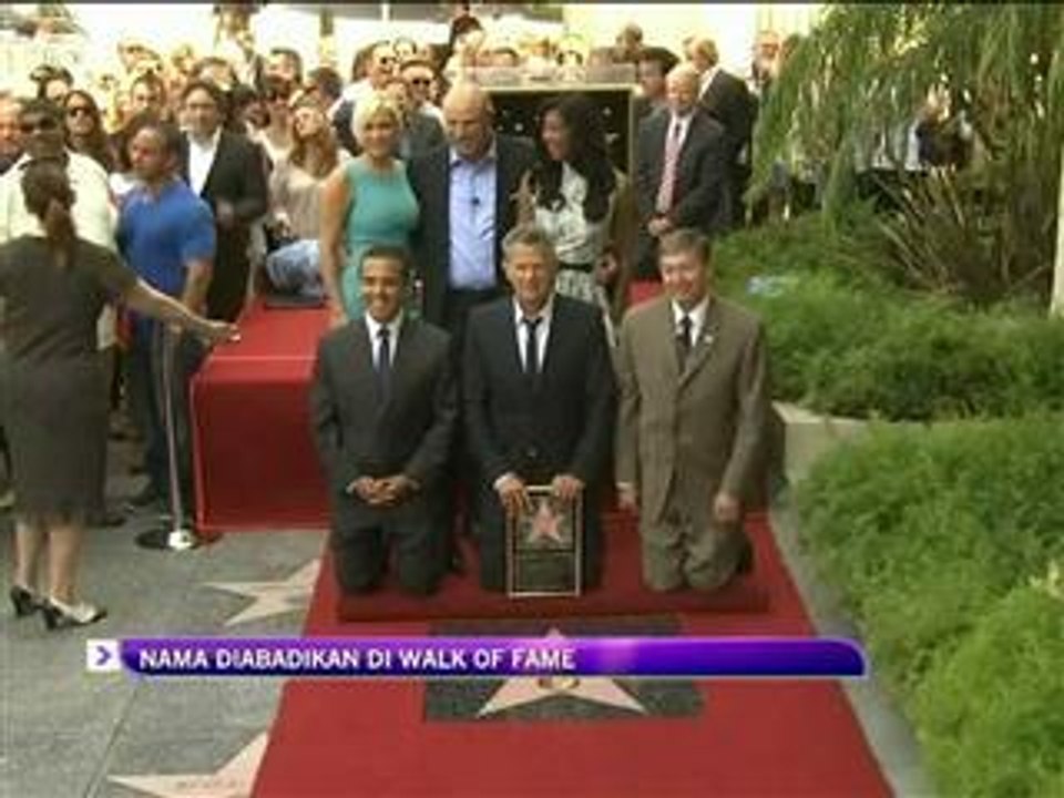 Nama diabadikan di Walk Of Fame