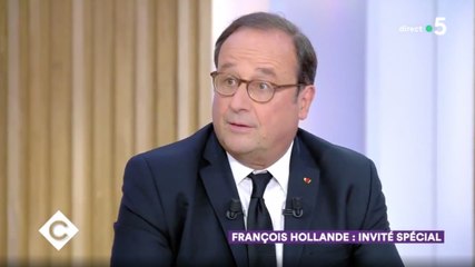 "C à Vous" : Quelle triste nouvelle a délivré François Hollande à Carla Bruni ? Il répond