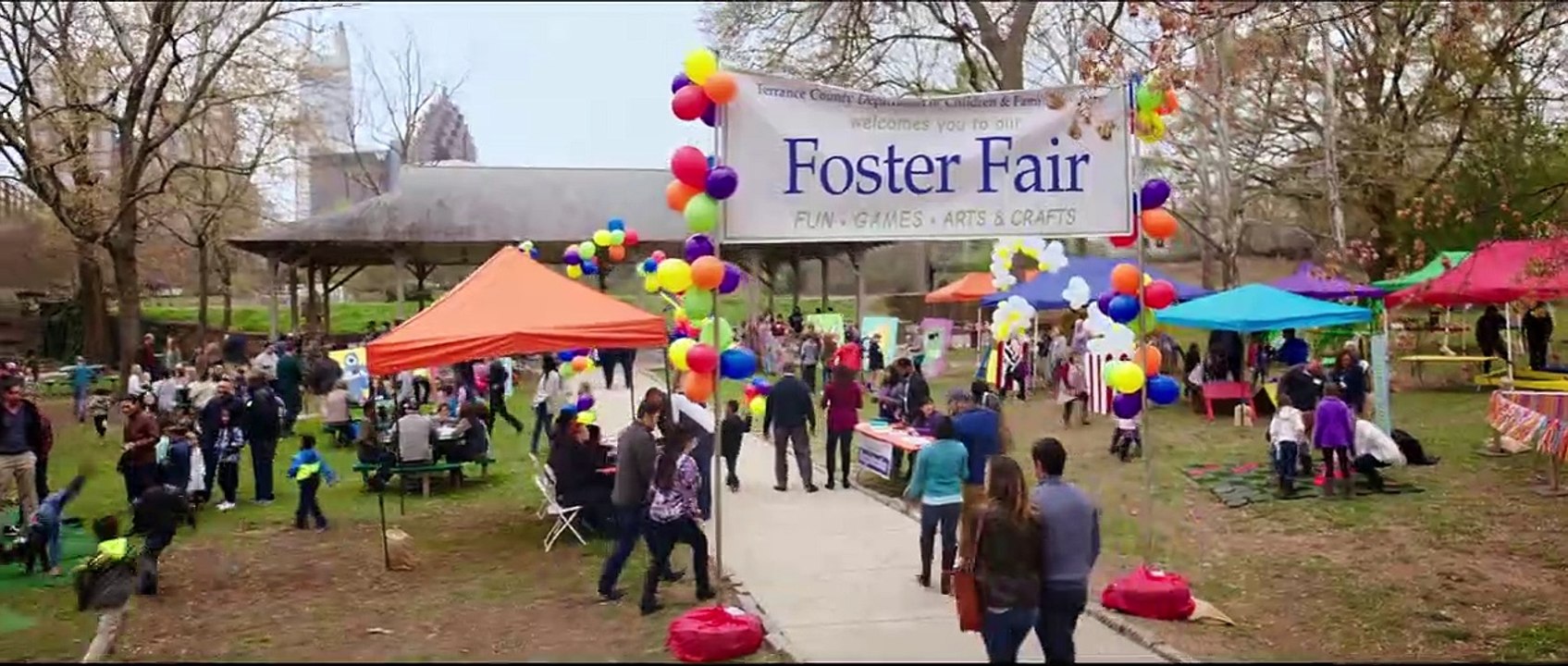 Plötzlich Familie Trailer DF