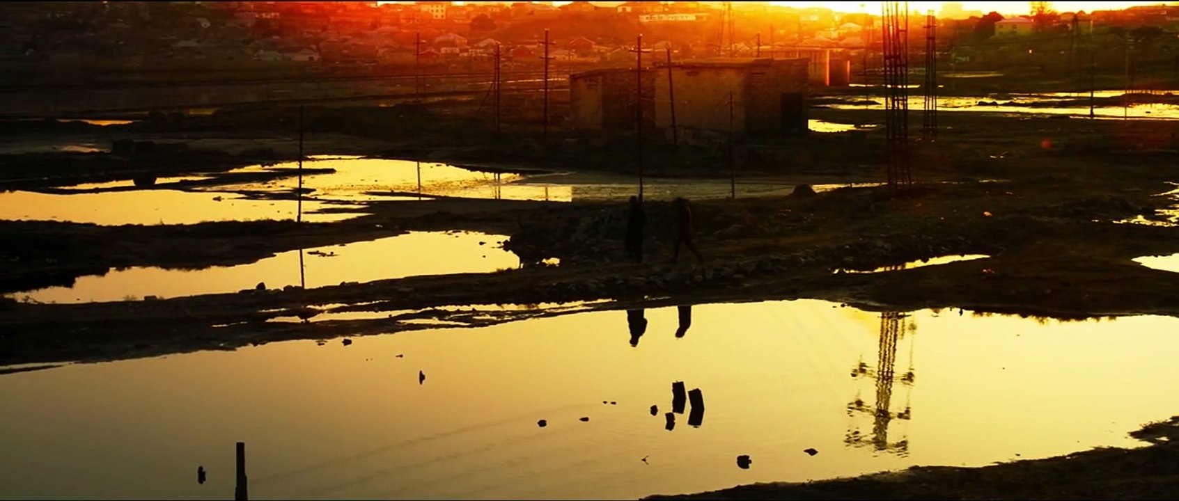 Crane Lantern Trailer OmeU