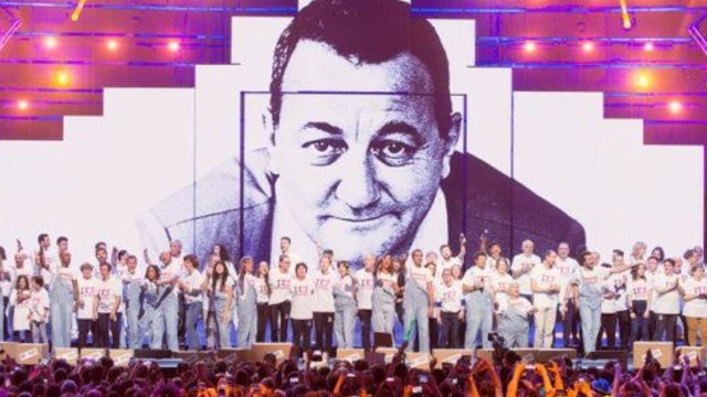 VOICI : Les Enfoirés : cet artiste emblématique qui a promis de revenir pour la prochaine édition