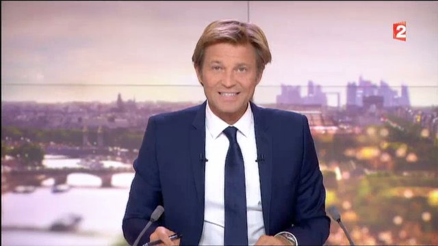 Delahousse - Clin d'oeil à Claire Chazal