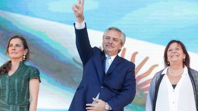 Gutiérrez Müller conmemora 8M en Buenos Aires y evoca recuerdo de Evita Perón