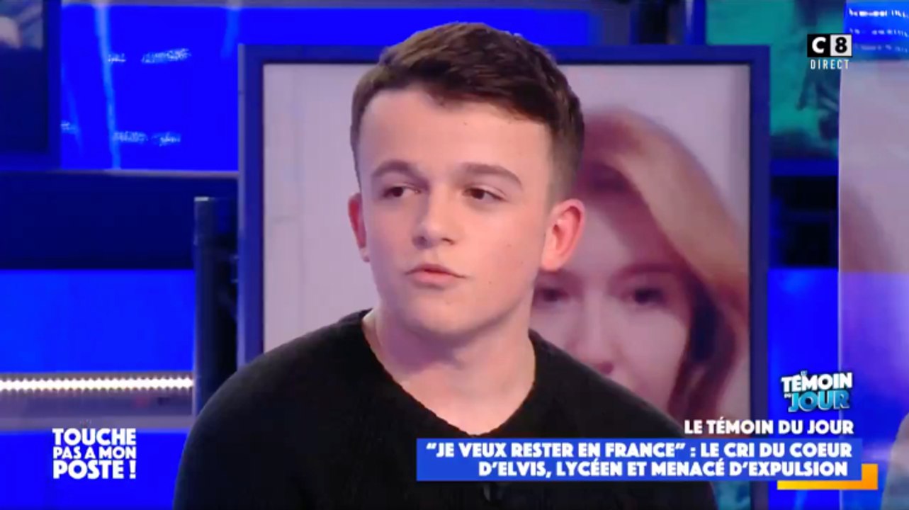 Témoignage du jeune Elvis dans TPMP (C8) : "À tout moment, je peux me faire expulser"