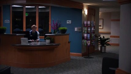 The Night Clerk - Ich kann dich sehen Trailer (2) OV
