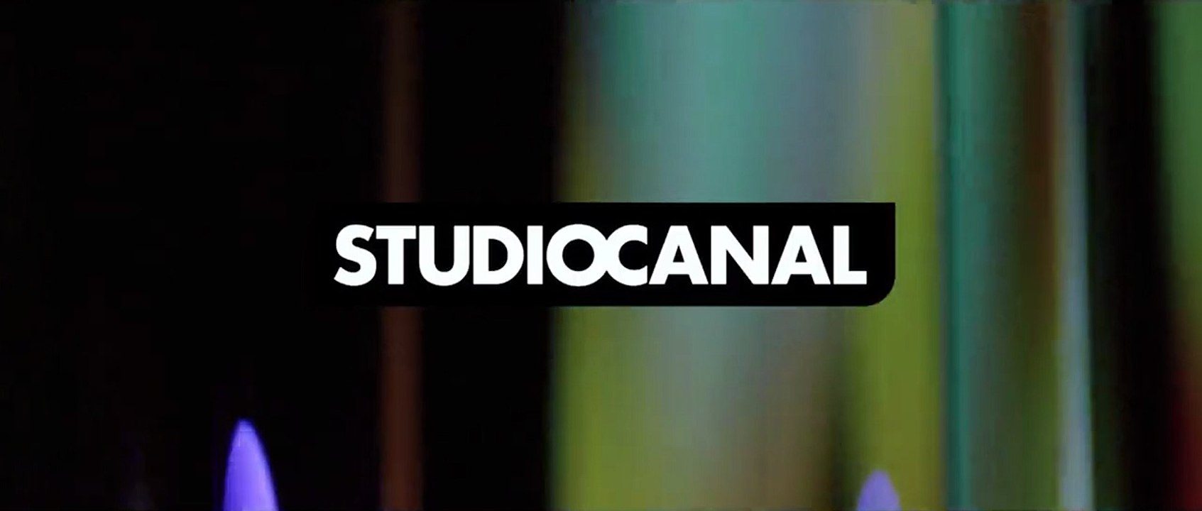 Bis an die Grenze Trailer DF