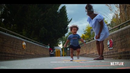 Das erste Lebensjahr Trailer OV