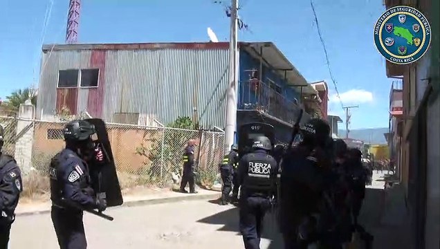 Así fue la intervención con antimotines y gases lacrimógenos para desalojos en La Carpio