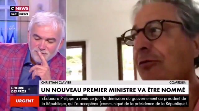 Christian Clavier se paye Pascal Praud sur CNews