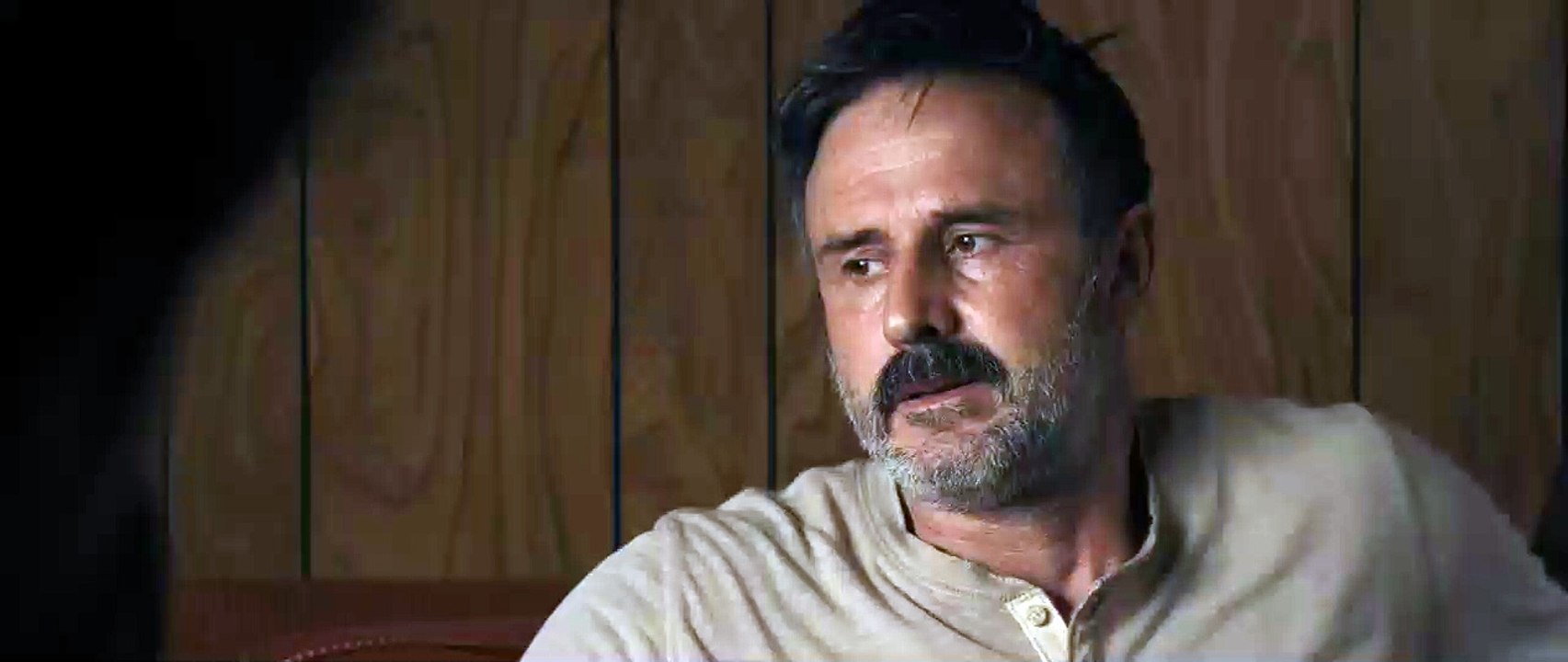 Exklusive Szene aus 'Scream 5': Dewey erklärt den Neulingen die Regeln!