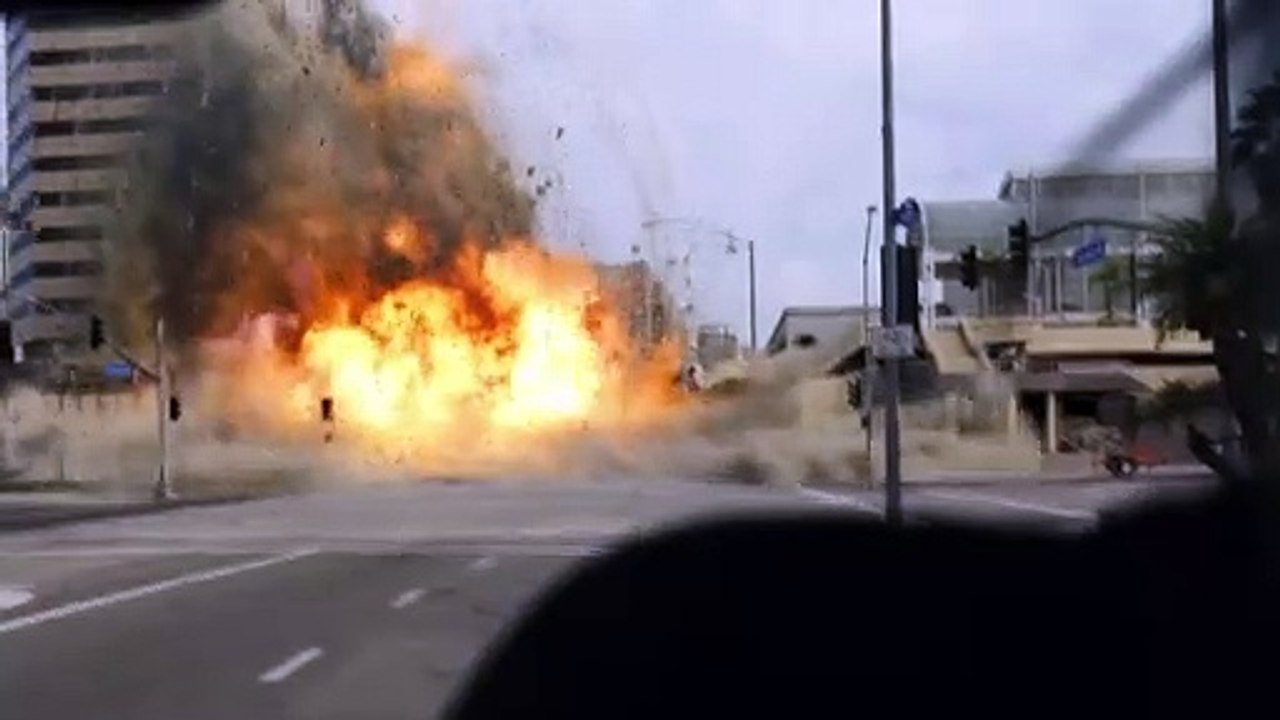 Colony - staffel 2 Trailer DF