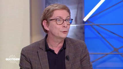 Quotidien (TMC) : un sociologue explique la théorie du complet des antennes 5G propagatrices de coronavirus