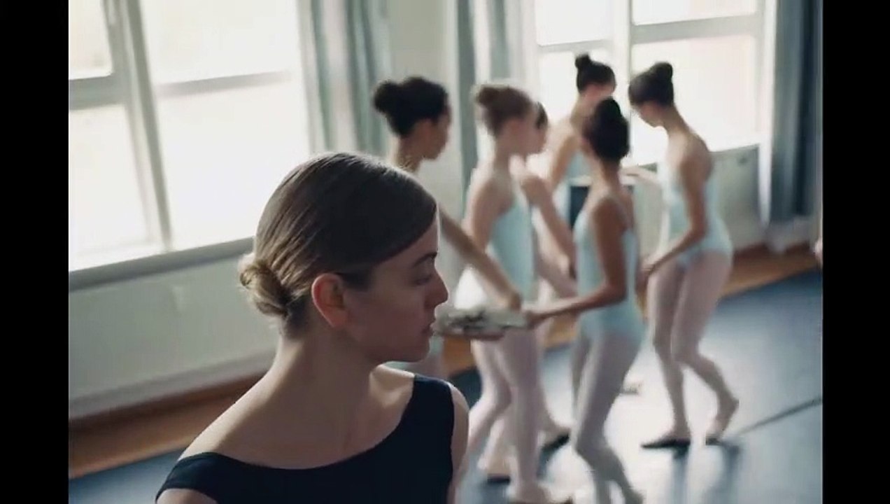 Grand Jeté Trailer DF