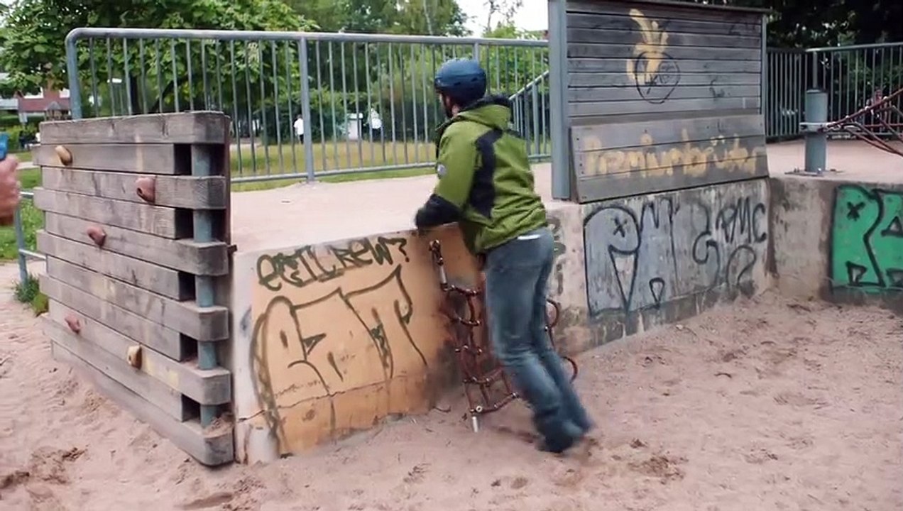 Andere Eltern Trailer DF