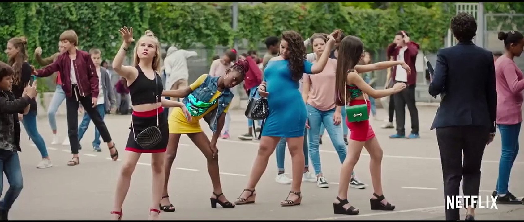 Mignonnes Trailer DF