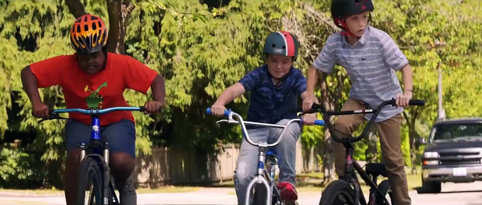 Good Boys Trailer (2) DF