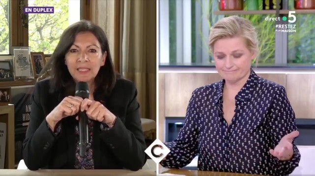 Horaires de jogging à Paris : Anne-Elisabeth Lemoine cash avec Anne Hidalgo dans C à Vous (France 5)