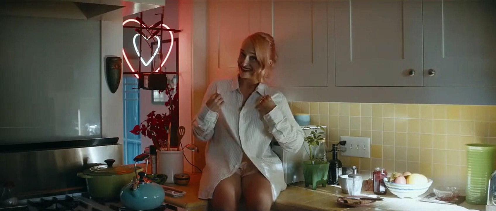 Untogether Trailer OV