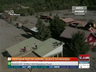 Penduduk di sekitar Gunung Calbuco dipindahkan
