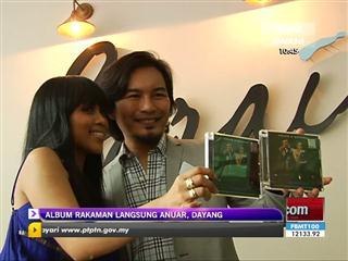 Anuar, Dayang rakam album bersama