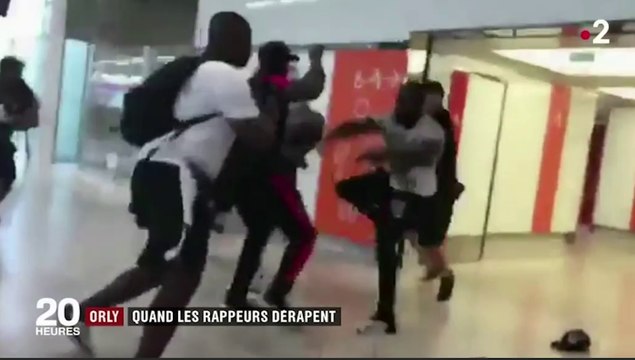 Zapping du 02/08 : Bagarre générale entre Booba et Kaaris à l’aéroport d’Orly