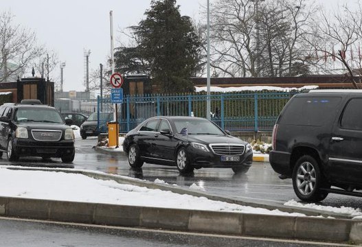 Yunanistan Başbakanı Miçotakis, İstanbul'a geldi... Miçotakis, Fener Rum Patrikhanesi'nde Ortodoksluk Bayramı ayinine katıldı