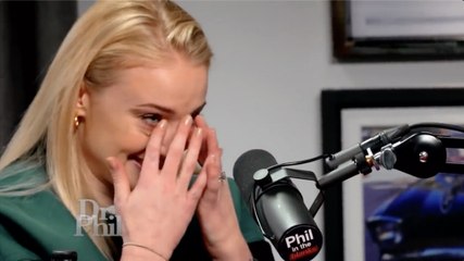 Sophie Turner (Game of Thrones) submergée par l'émotion après avoir évoqué sa dépression