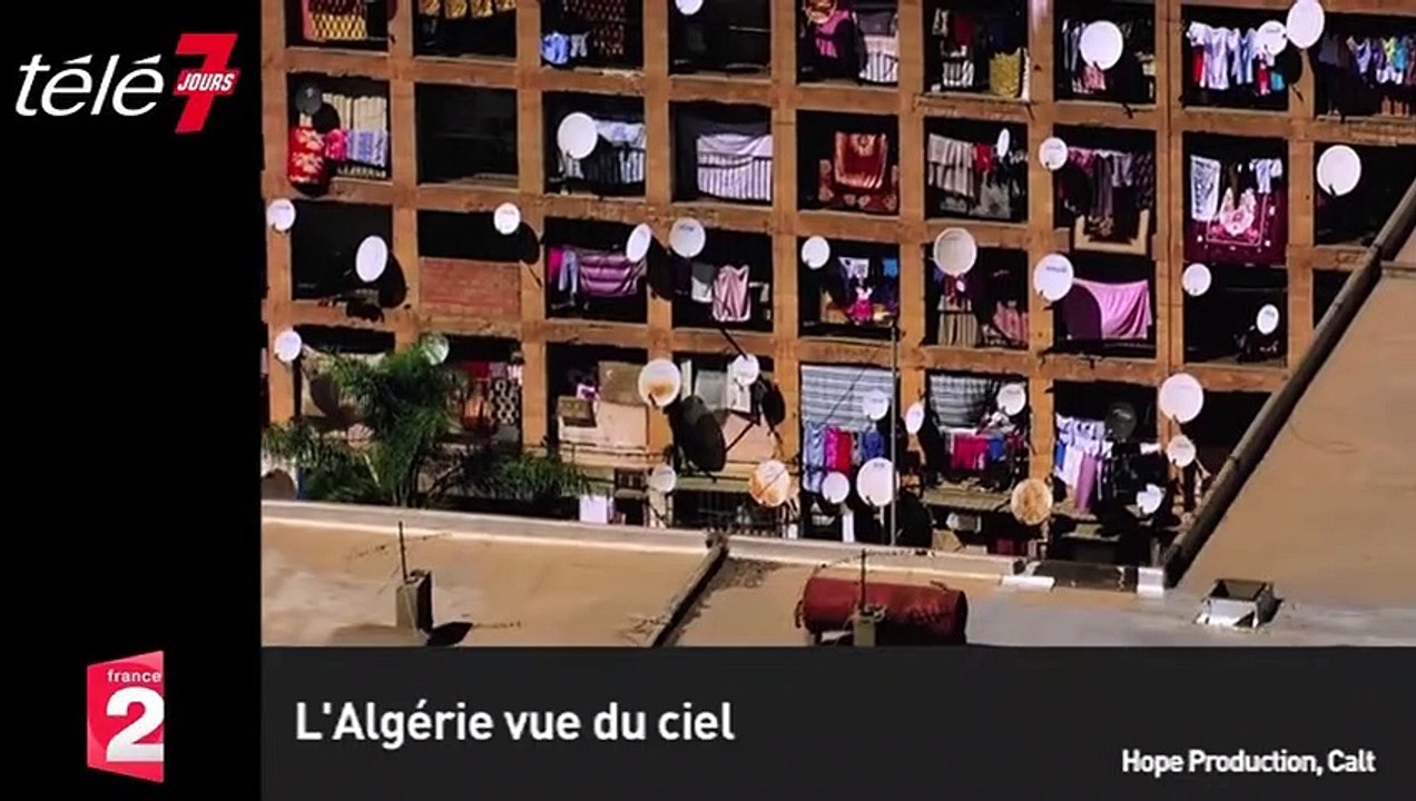 Le zapping du 23/06 : David Pujadas danse la samba à la fête de la musique