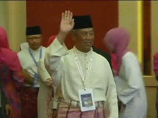 Muhyiddin muncul di perhimpunan sayap UMNO