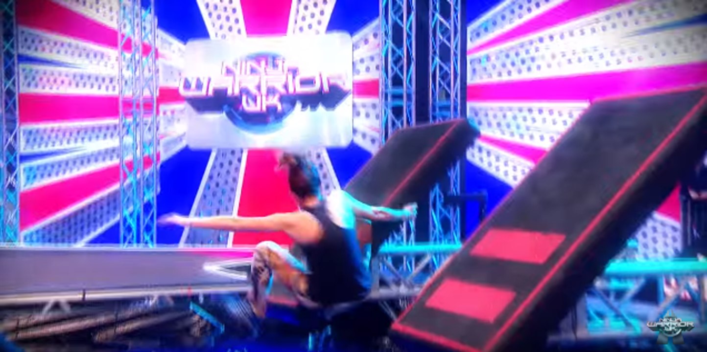 Ninja Warrior Chutes spécial filles Japon