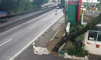 Terekam Media Kamera, Dashcam Kamera Mobil di Jalan Eps.0529
