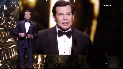 Laurent Lafitte "botoxé", choquant et hilarant aux César 2019