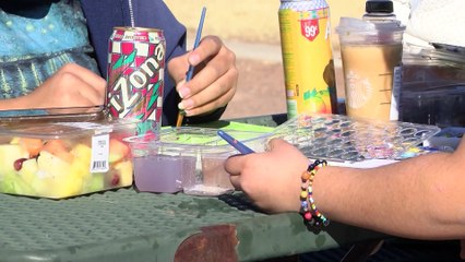 Jovenes en El Paso reaccionan al impacto negativo de las redes sociales