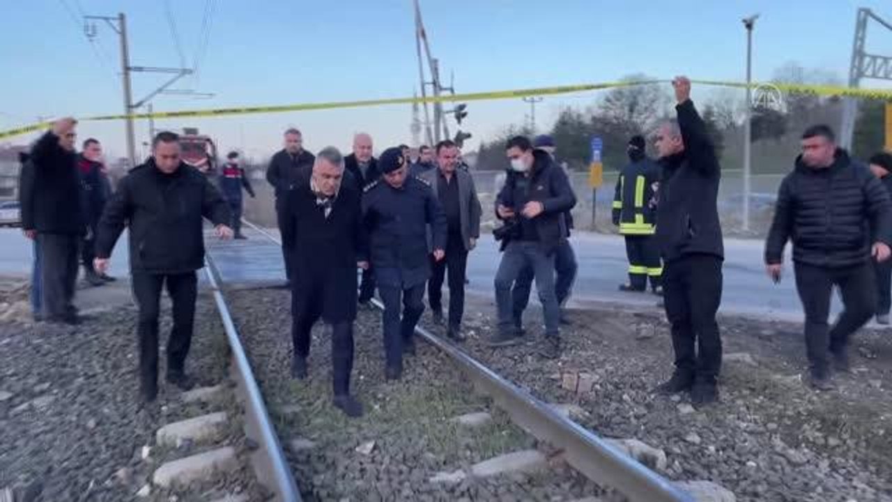 KIRKLARELİ - Yolcu treninin işçi servisine çarpması sonucu 27 kişi yaralandı - Vali Osman Bilgin